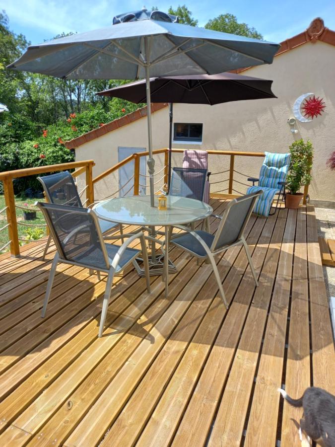 Chambres D' Hotes A Benaize Coulonges  Экстерьер фото