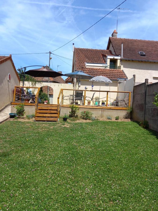 Chambres D' Hotes A Benaize Coulonges  Экстерьер фото